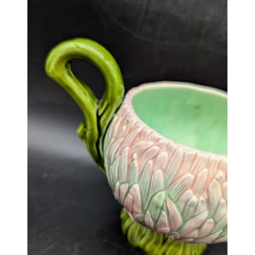 Vintage Majolica Water Lilly Floral Sauce Boat Creamer W Handle 3